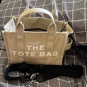 Marc jacobs mini tote
